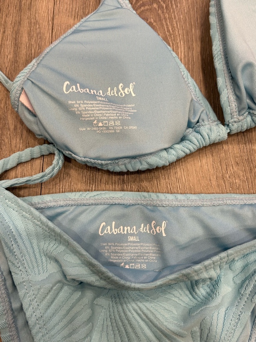 Textured Shell-Pattern Triangle Bikini Set in Light Blue - Picture 3 of 3